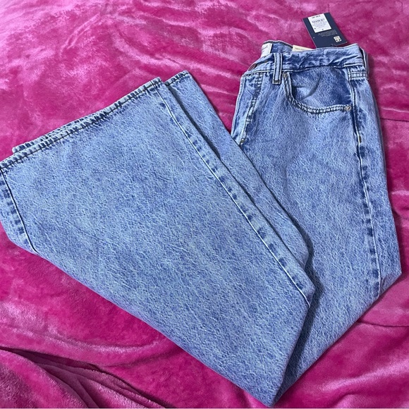 NWT! Women's Mid-Rise Super Wide Leg Jeans - Universal Thread size 2 Light Wash - Picture 10 of 10